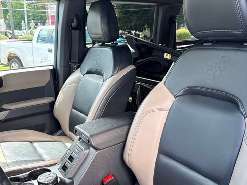 Certified 2023 Ford Bronco Wildtrak AWD/4WD image 8