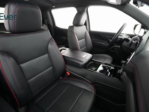 Used 2024 Chevrolet Silverado EV RST image 6