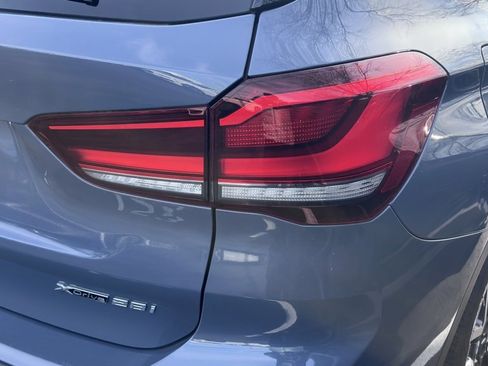 Used 2021 BMW X1 xDrive28i w/ Premium Package image 8