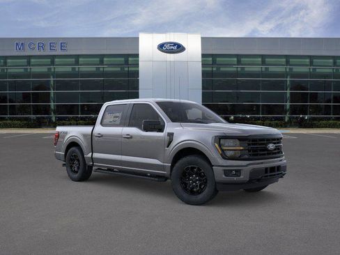 New 2026 Ford F150 XLT w/ Equipment Group 302A MID AWD/4WD image 7