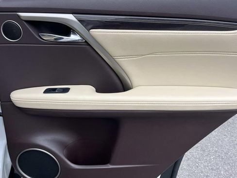 Used 2019 Lexus RX 350 FWD w/ Luxury Package image 24