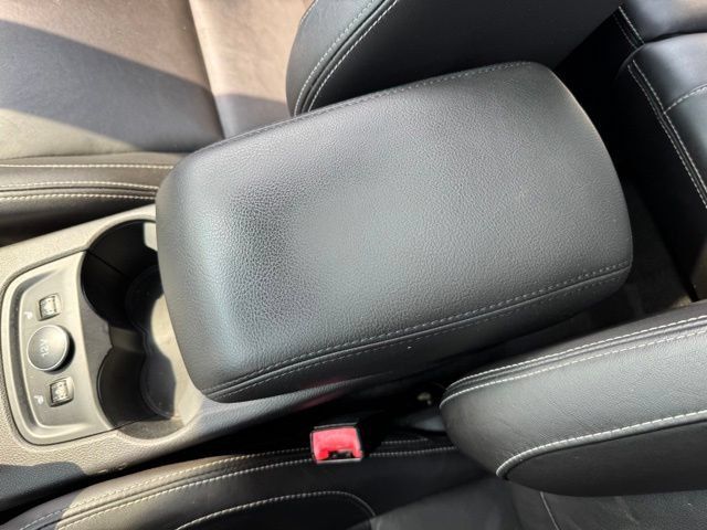 Used 2013 Ford Focus ST FWD image 21