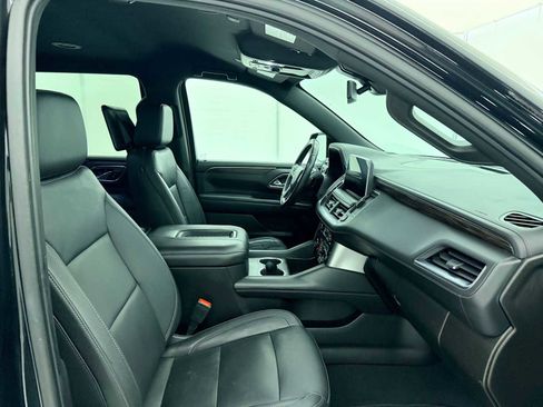 Used 2021 Chevrolet Tahoe Z71 w/ Z71 Off-Road Package image 22