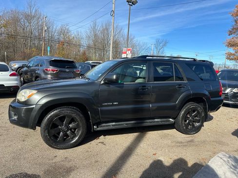 Used 2007 Toyota 4Runner Limited AWD/4WD image 3