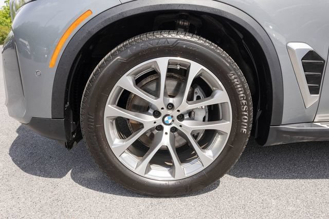 Used 2026 BMW X5 xDrive40i AWD/4WD image 5