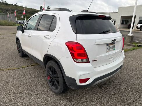 Used 2018 Chevrolet Trax LT w/ Redline Edition AWD/4WD image 8