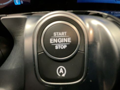 Certified 2026 Mercedes-Benz GLB 250 image 26