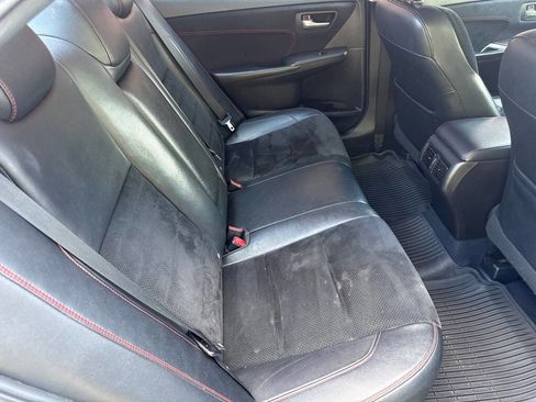 Used 2015 Toyota Camry XSE w/ Moonroof Package image 13