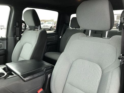 Used 2022 RAM 1500 Big Horn AWD/4WD image 13