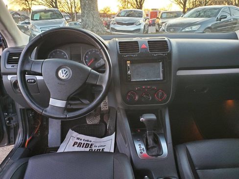 Used 2009 Volkswagen Jetta SE image 15
