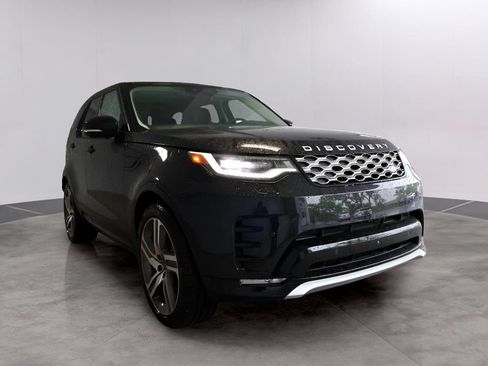 Used 2025 Land Rover Discovery Metropolitan Edition AWD/4WD image 5