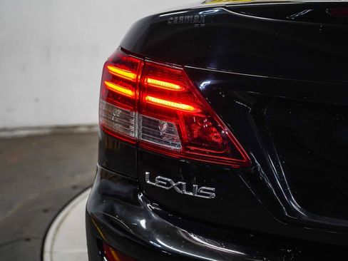 Used 2010 Lexus IS 250C image 11