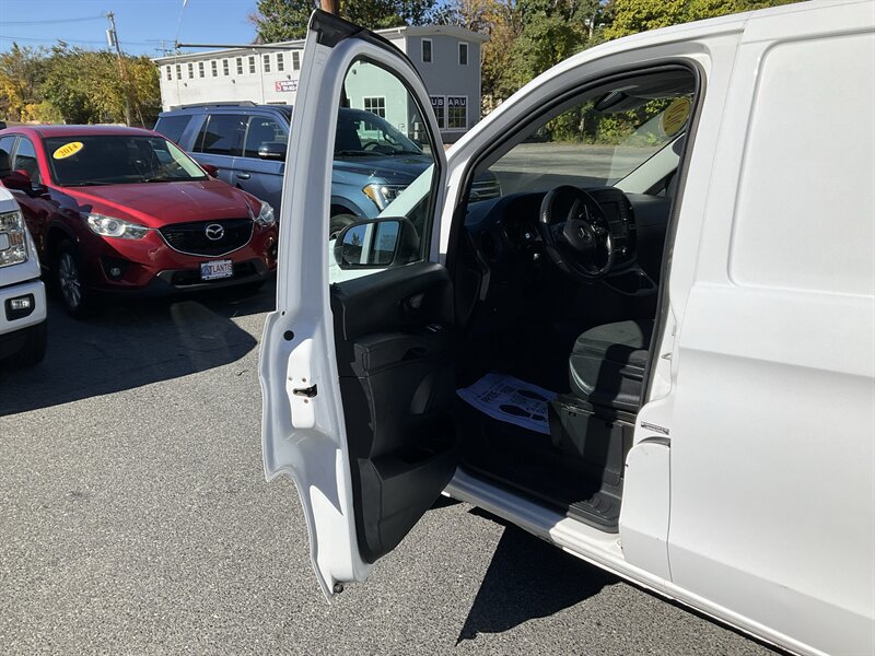 Used 2020 Mercedes-Benz Metris image 13