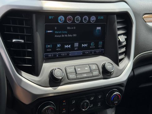 Used 2018 GMC Acadia SLE AWD/4WD image 15