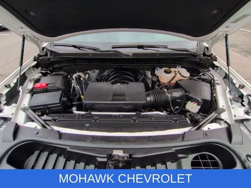 Used 2024 Chevrolet Suburban High Country AWD/4WD image 32