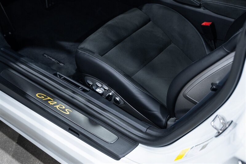 Used 2023 Porsche 718 Cayman GT4 RS RWD image 25