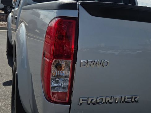 Used 2019 Nissan Frontier SV w/ Value Truck Package RWD image 9