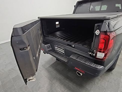 Used 2023 Honda Ridgeline RTL-E image 35