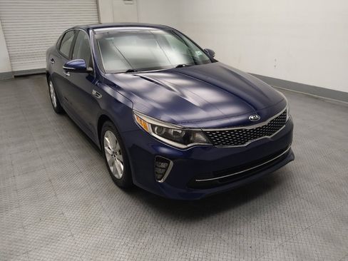 Used 2018 Kia Optima S FWD image 13