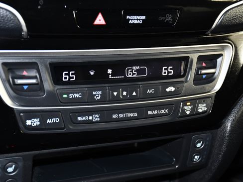 Certified 2024 Honda Passport Black Edition image 29