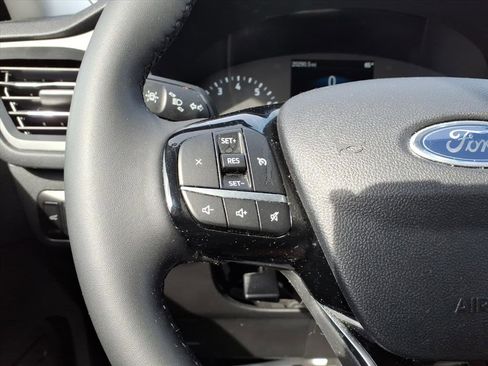 Certified 2022 Ford Escape SEL image 17