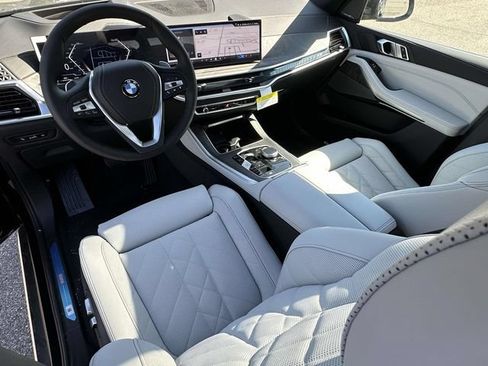 New 2026 BMW X5 xDrive40i w/ Premium Package AWD/4WD image 10