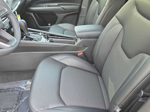 Used 2026 Jeep Compass Latitude AWD/4WD image 15