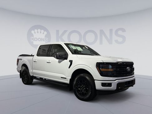 Used 2025 Ford F150 XLT w/ Equipment Group 302A MID AWD/4WD image 10