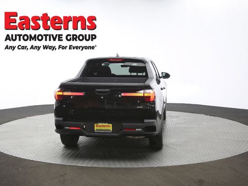 Used 2024 Hyundai Santa Cruz SE AWD/4WD image 36