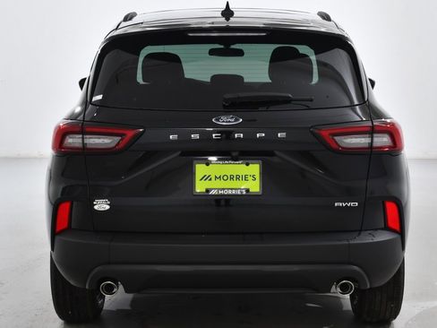New 2025 Ford Escape ST-Line w/ Cold Weather Package image 5