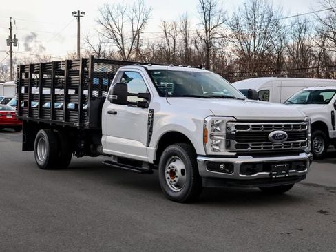 Used 2024 Ford F350 XL w/ XL Chrome Package image 1
