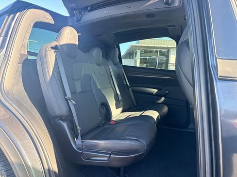 Used 2024 Tesla Model X image 13