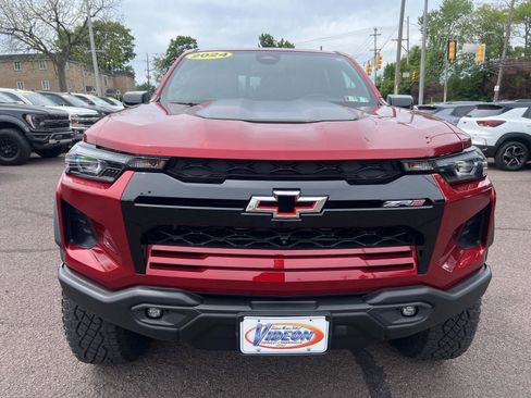 Used 2024 Chevrolet Colorado ZR2 w/ ZR2 Bison Edition AWD/4WD image 2