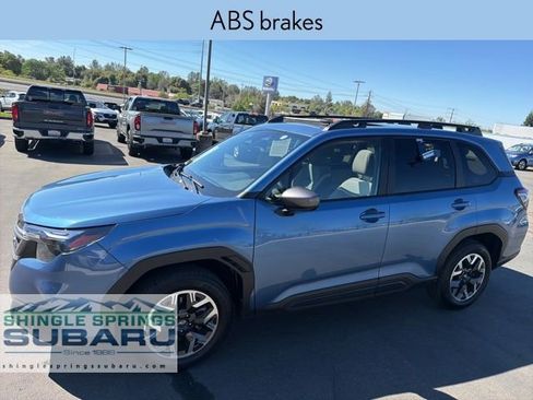 Certified 2025 Subaru Forester Premium AWD/4WD image 9