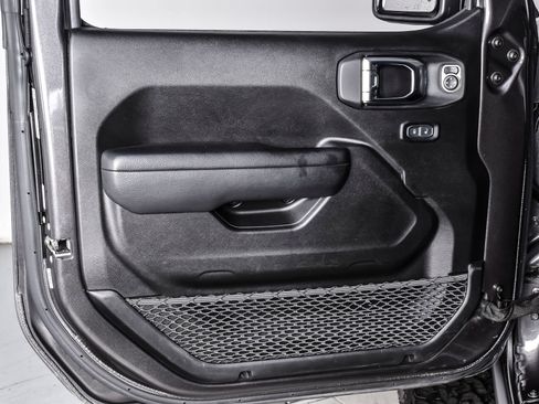 Used 2025 Jeep Wrangler Unlimited Sport S 4xe AWD/4WD image 13