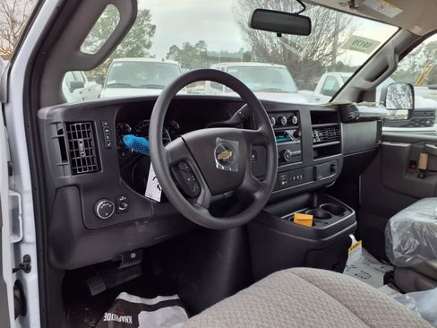 New 2025 Chevrolet Express 2500 w/ Driver Convenience Package image 17