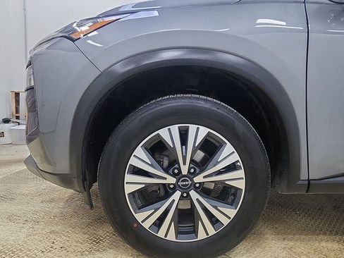 Used 2023 Nissan Rogue SV image 19