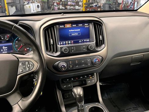 Used 2022 Chevrolet Colorado Z71 image 5