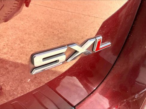 Used 2016 Kia Sedona SX Limited FWD image 10