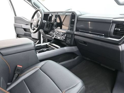 Certified 2025 Ford F350 Lariat w/ Lariat Ultimate Package AWD/4WD image 34