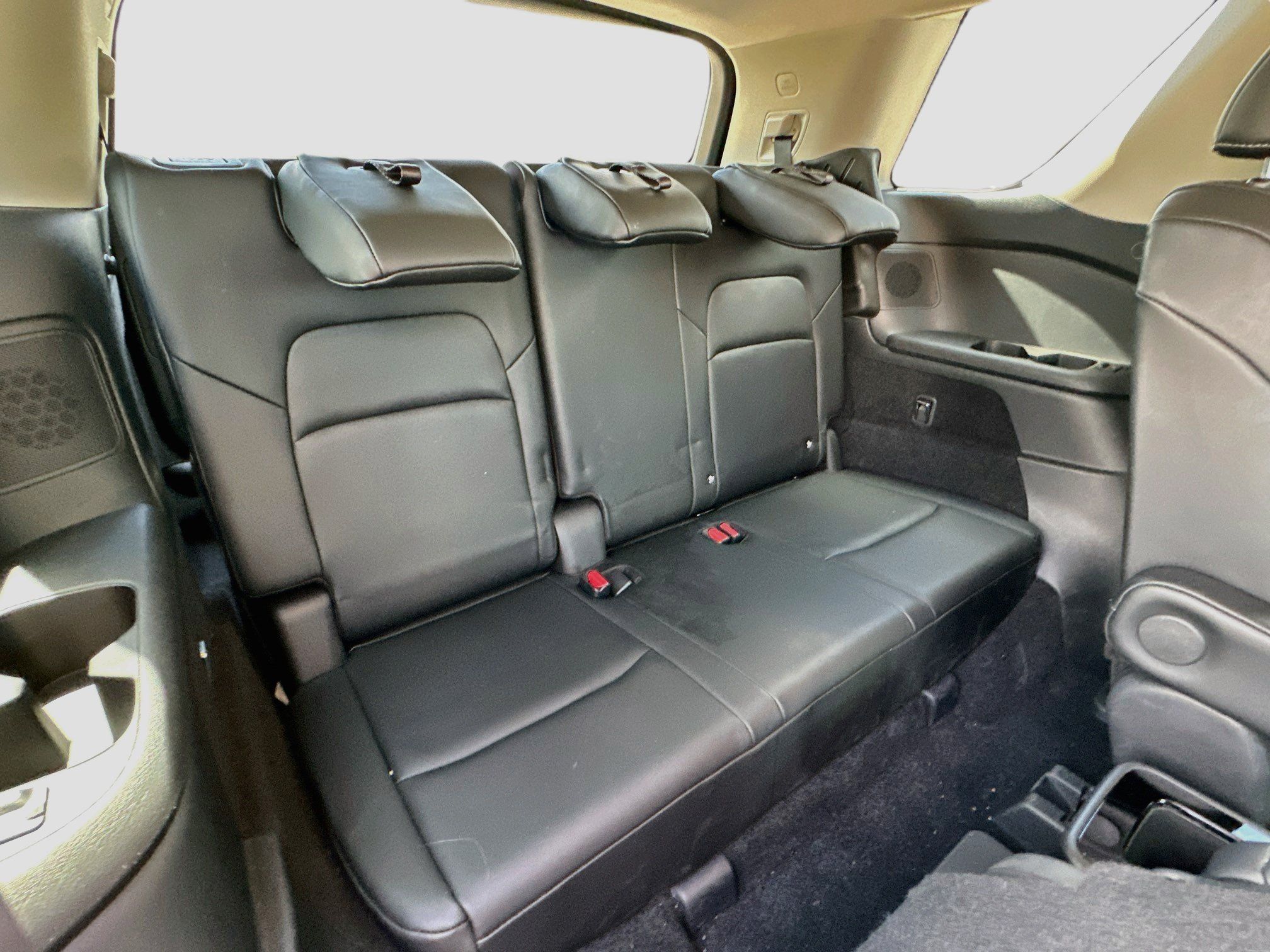 Used 2022 Nissan Pathfinder Platinum w/ Cargo Package FWD image 26
