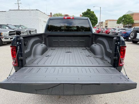 New 2026 RAM 2500 Big Horn AWD/4WD image 7