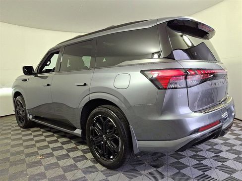 Certified 2026 INFINITI QX80 4WD w/ Sport Exterior Package image 9
