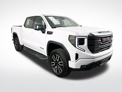 Used 2022 GMC Sierra 1500 AT4 w/ AT4 Preferred Package