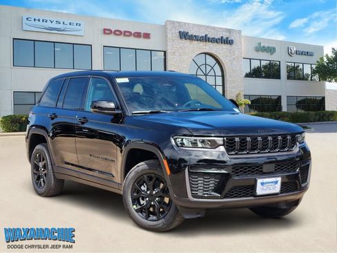 New 2026 Jeep Grand Cherokee Altitude RWD image 1