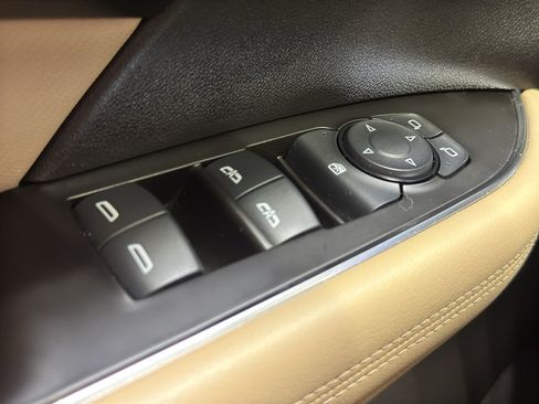 Used 2024 Buick Envision Preferred AWD/4WD image 32