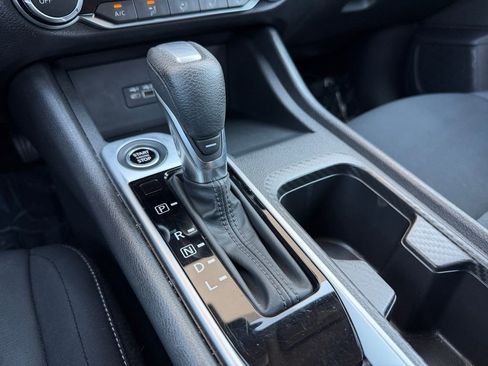 Used 2023 Nissan Sentra SV FWD image 28