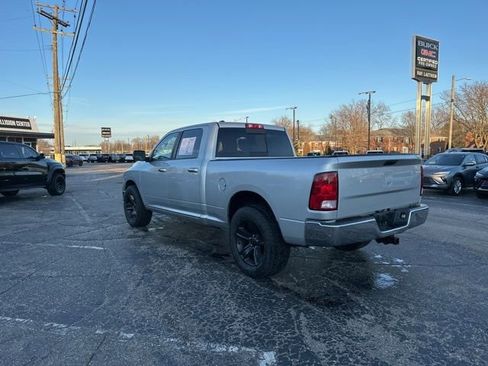 Used 2017 RAM 1500 Classic SLT image 6