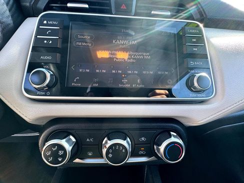 Used 2021 Nissan Versa SV image 16