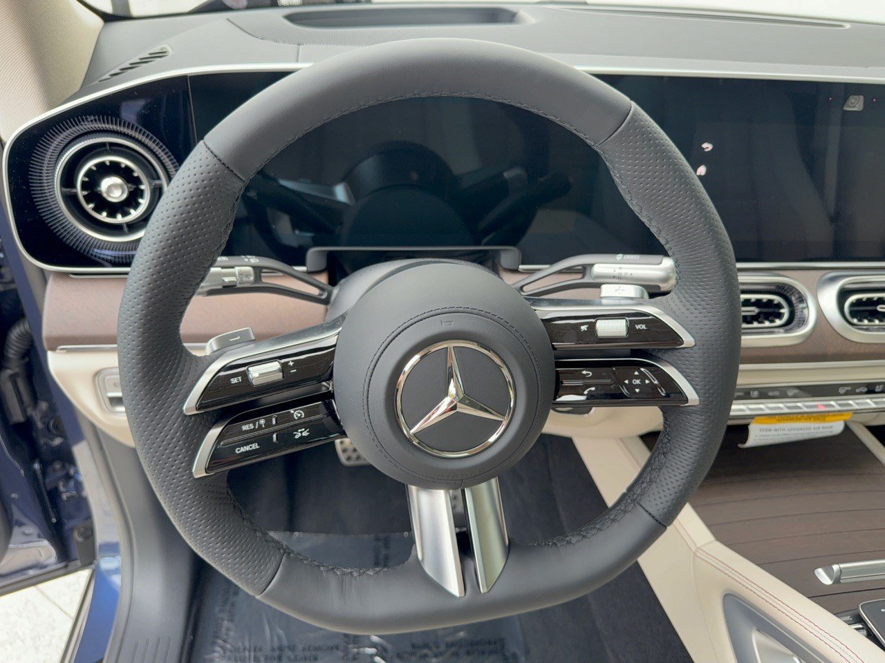 New 2027 Mercedes-Benz GLS 450 4MATIC image 10